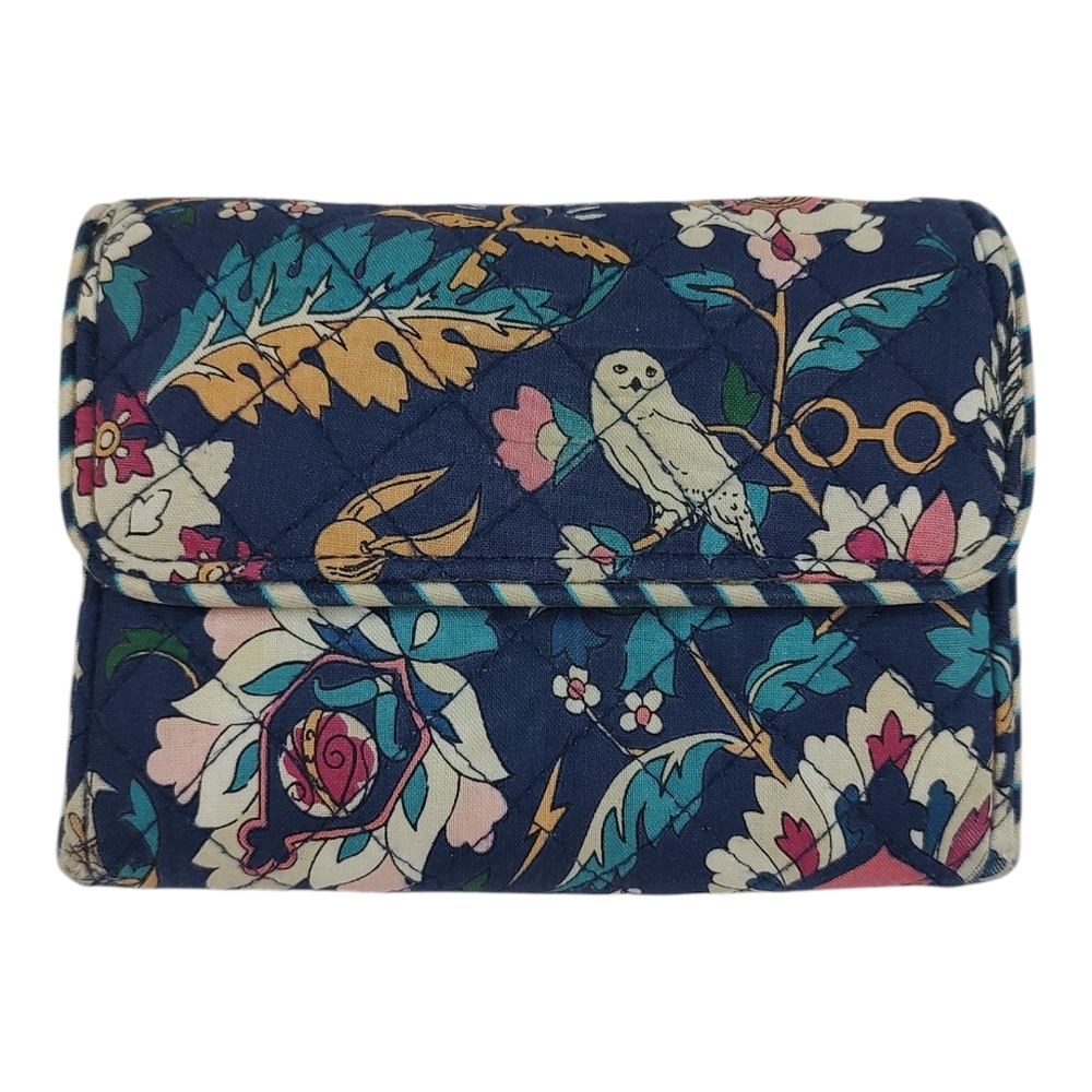 Vera Bradley x Harry Potter Home to Hogwarts Trifold Wallet